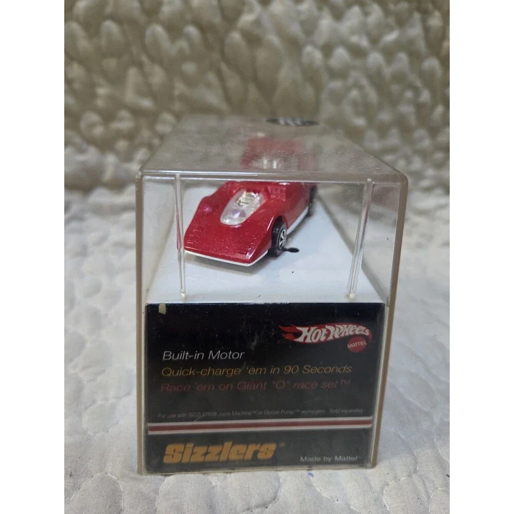 Hot Wheels red spoil